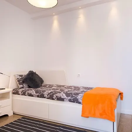 Two-bedroom Diosa Tanit Apartman *